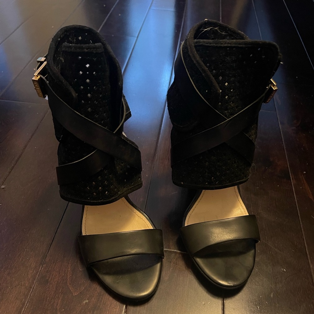 Brand New GUESS block heels